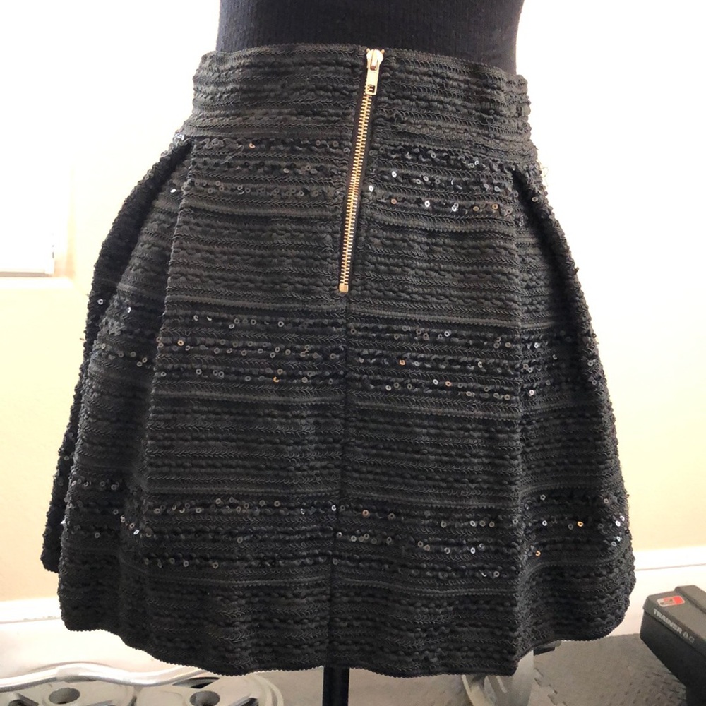 Ginger G Pleated High Waisted Skirt Medium (EUC) - Picture 4 of 6